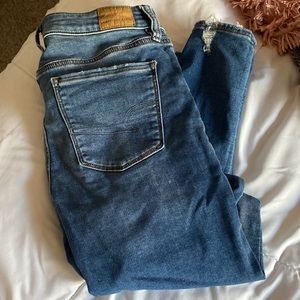 AMERICAN EAGLE NEXT LEVEL STRETCH JEANS
